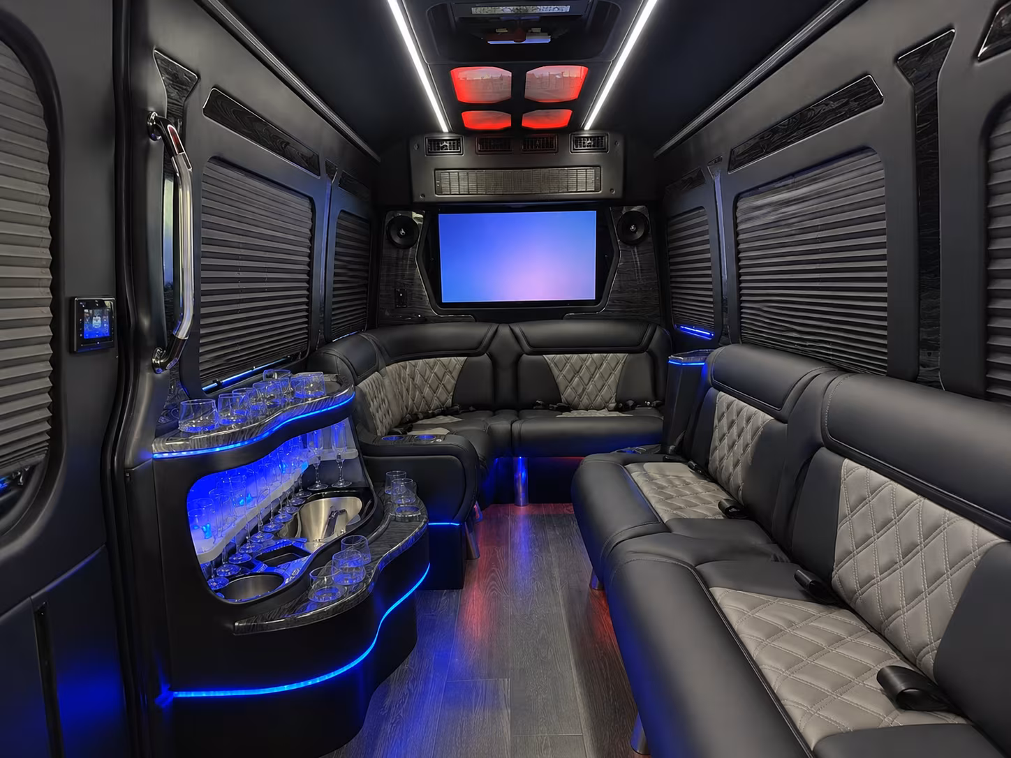 airport transfer buses for glendale corporate teams