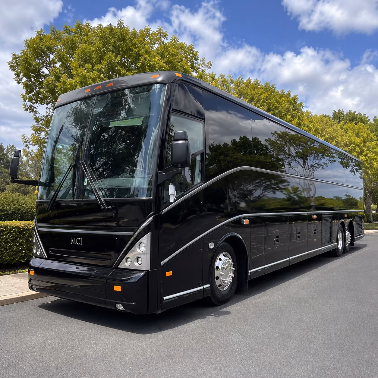 bus rentals for glendale employers hosting off site team events