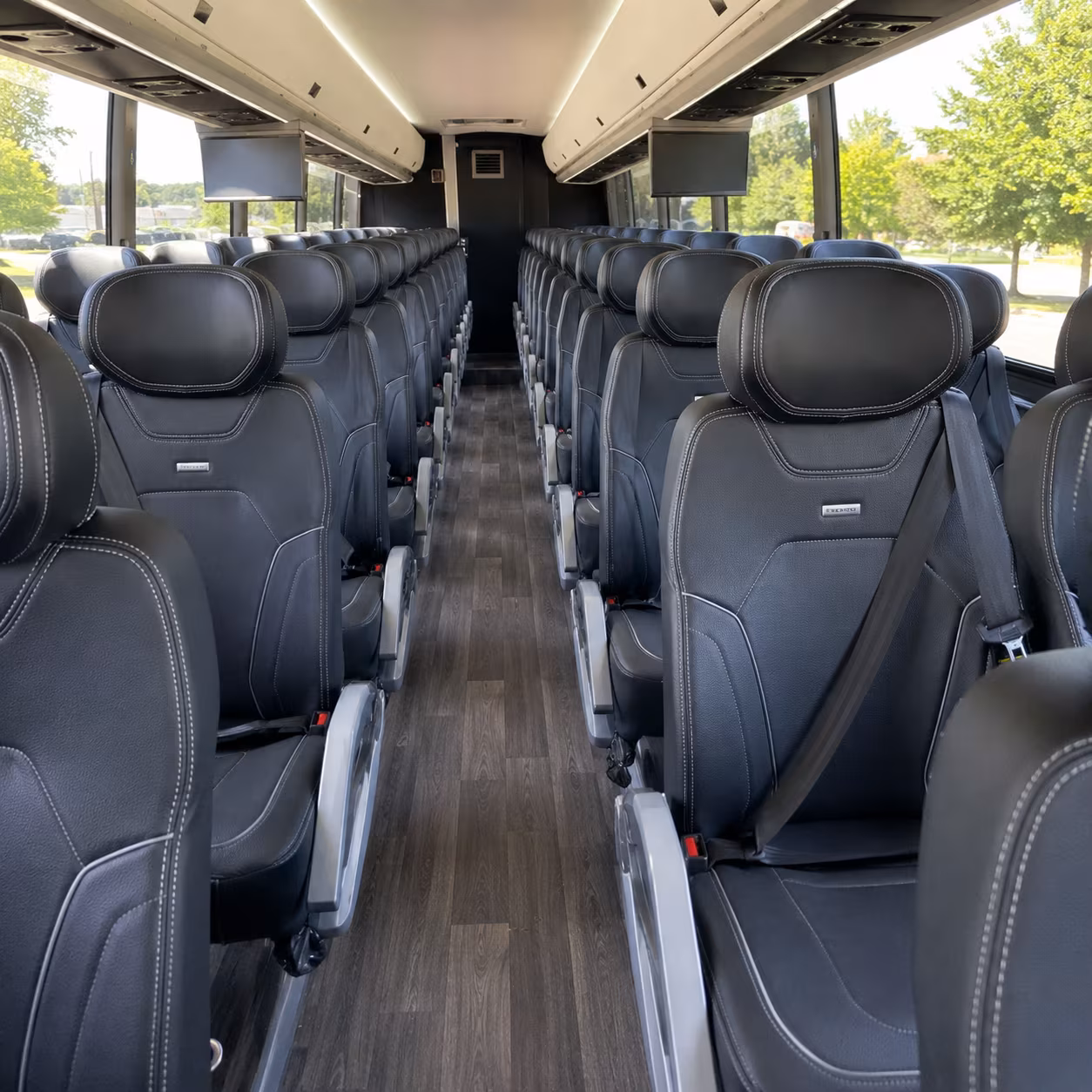 charter buses for concerts and live events at desert diamond arena