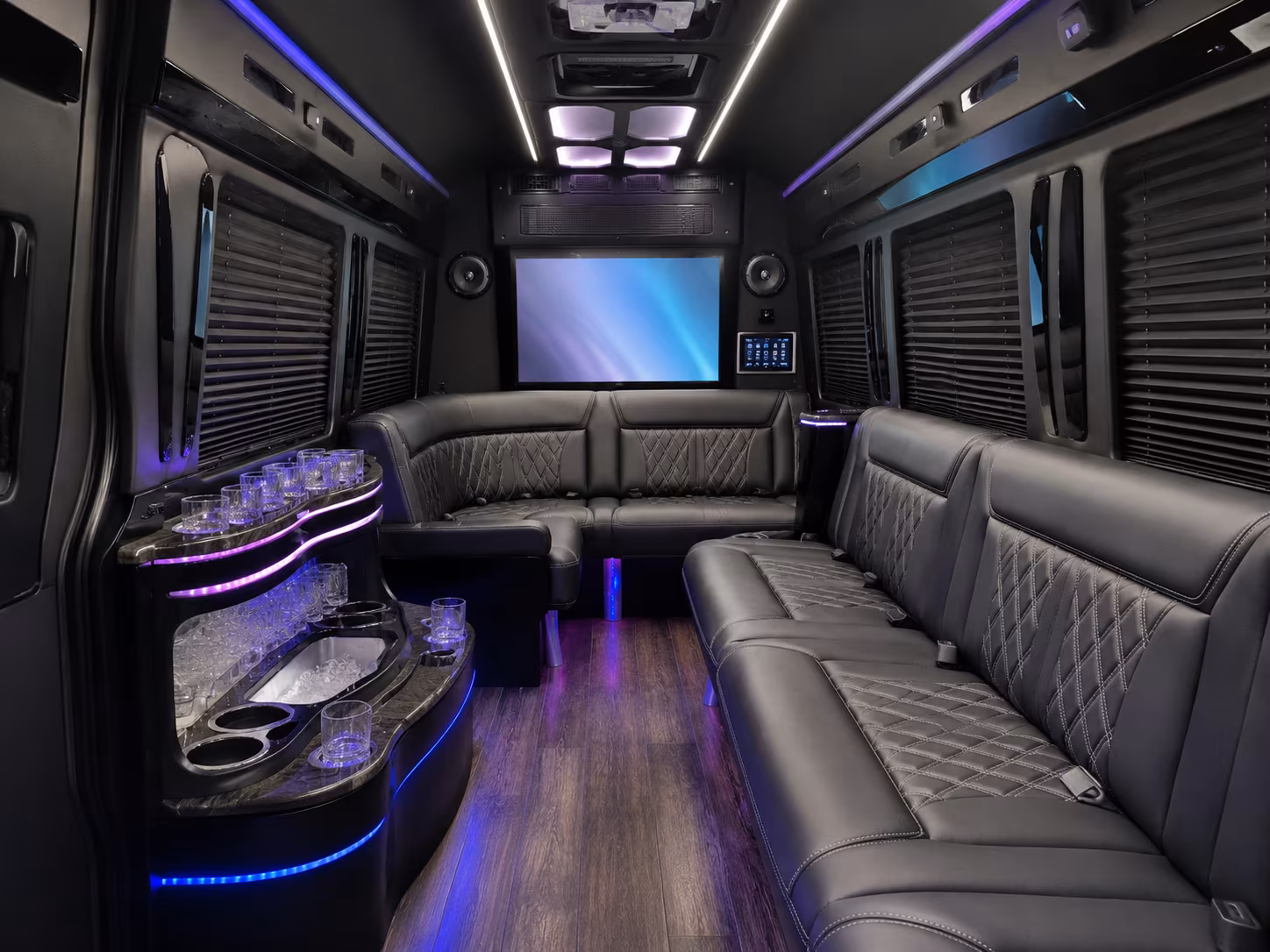 corporate event and convention buses in glendale