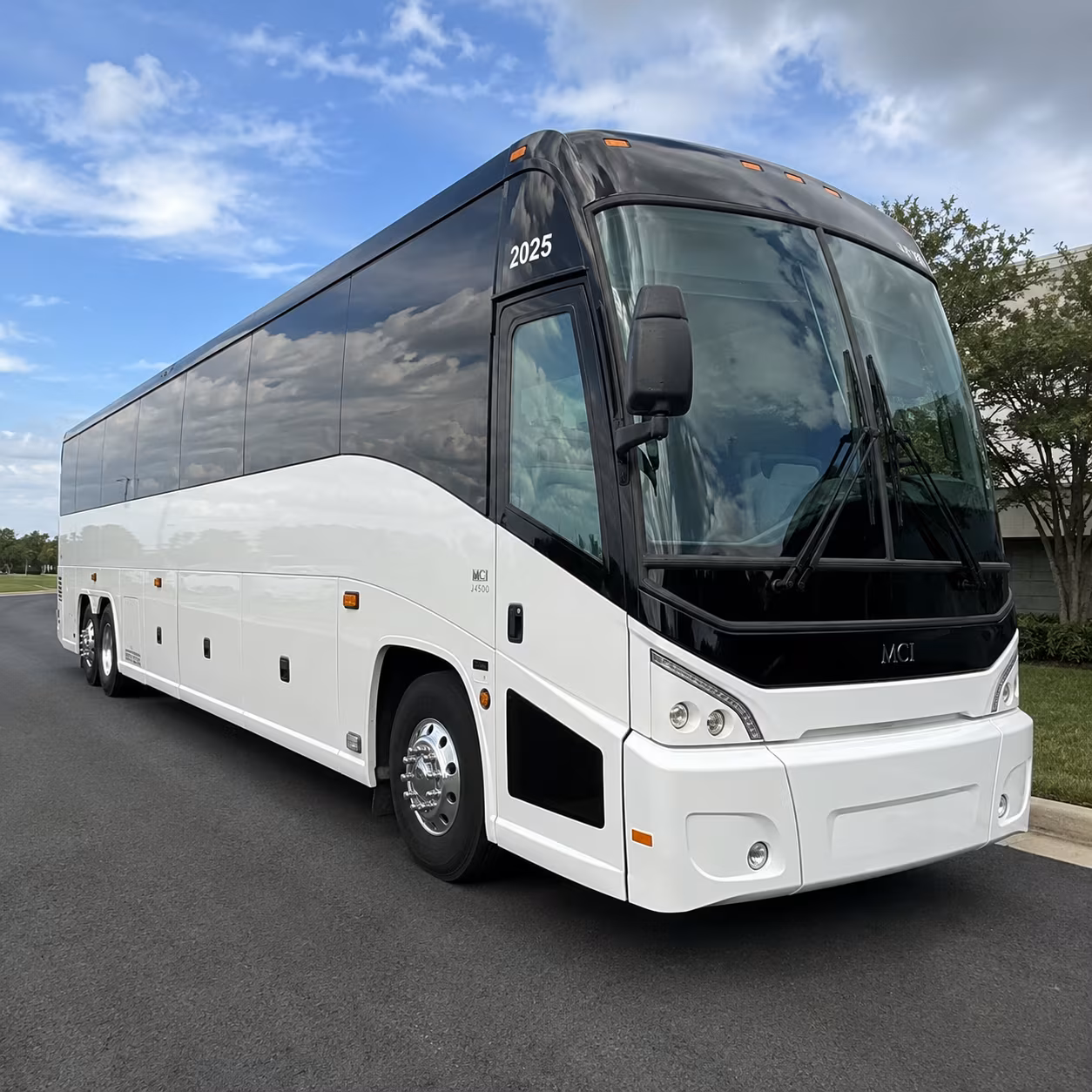 employee shuttle buses for glendale s westgate and state farm stadium area