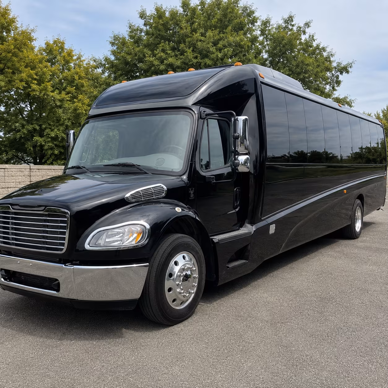 glendale 28 passenger minibus