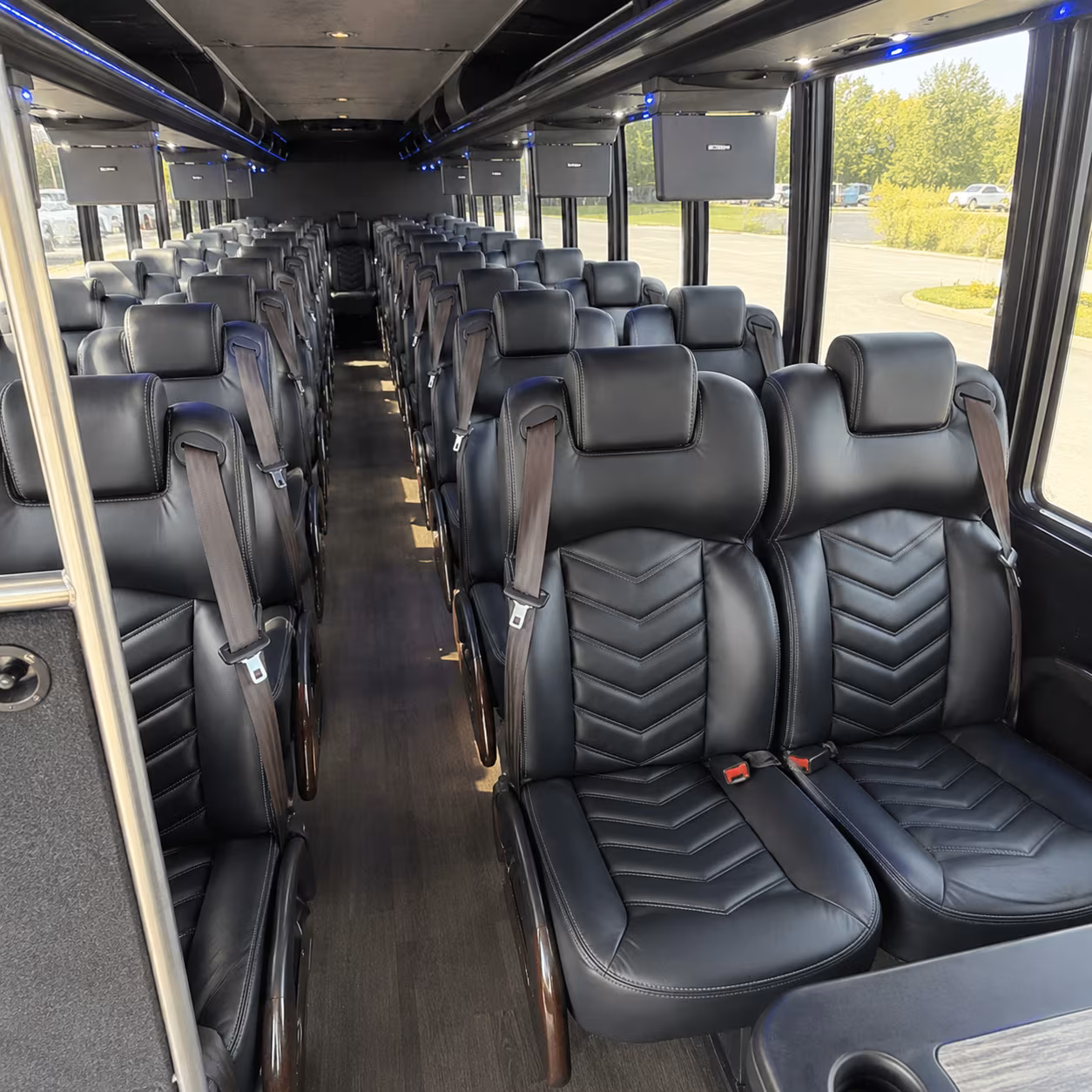 how is a bus rental actually priced in glendale is it by the hour the mile or something else