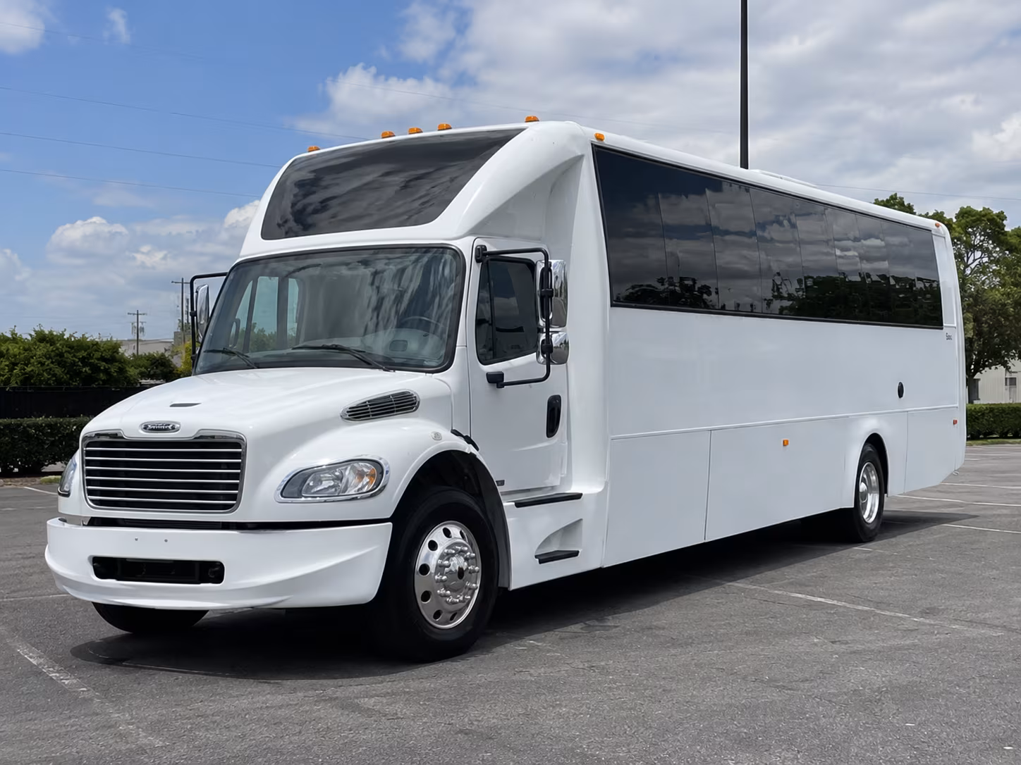 party buses for bachelorette wine tours around glendale and scottsdale