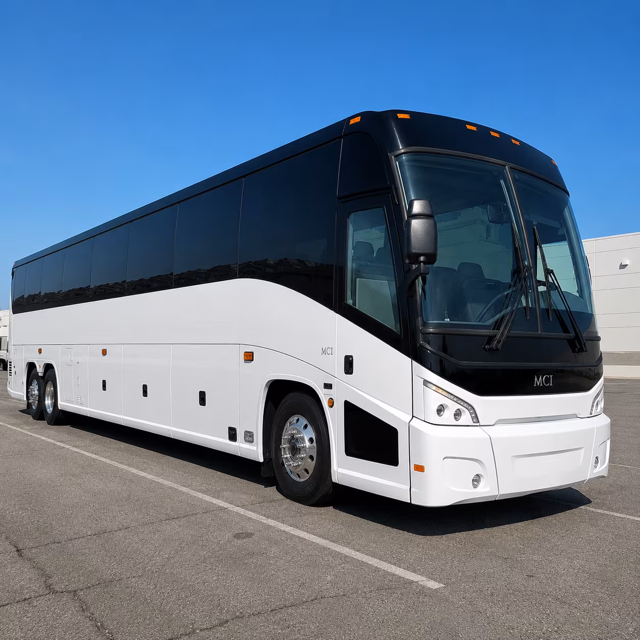 shuttle buses for glendale employers along the i 17 and loop 101 corridors