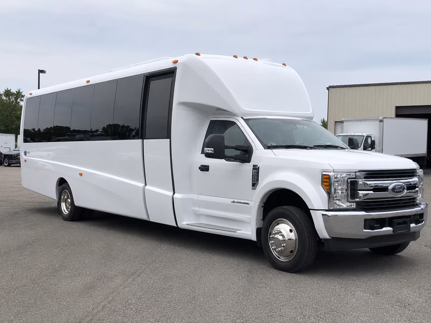 wedding transportation buses in glendale arizona